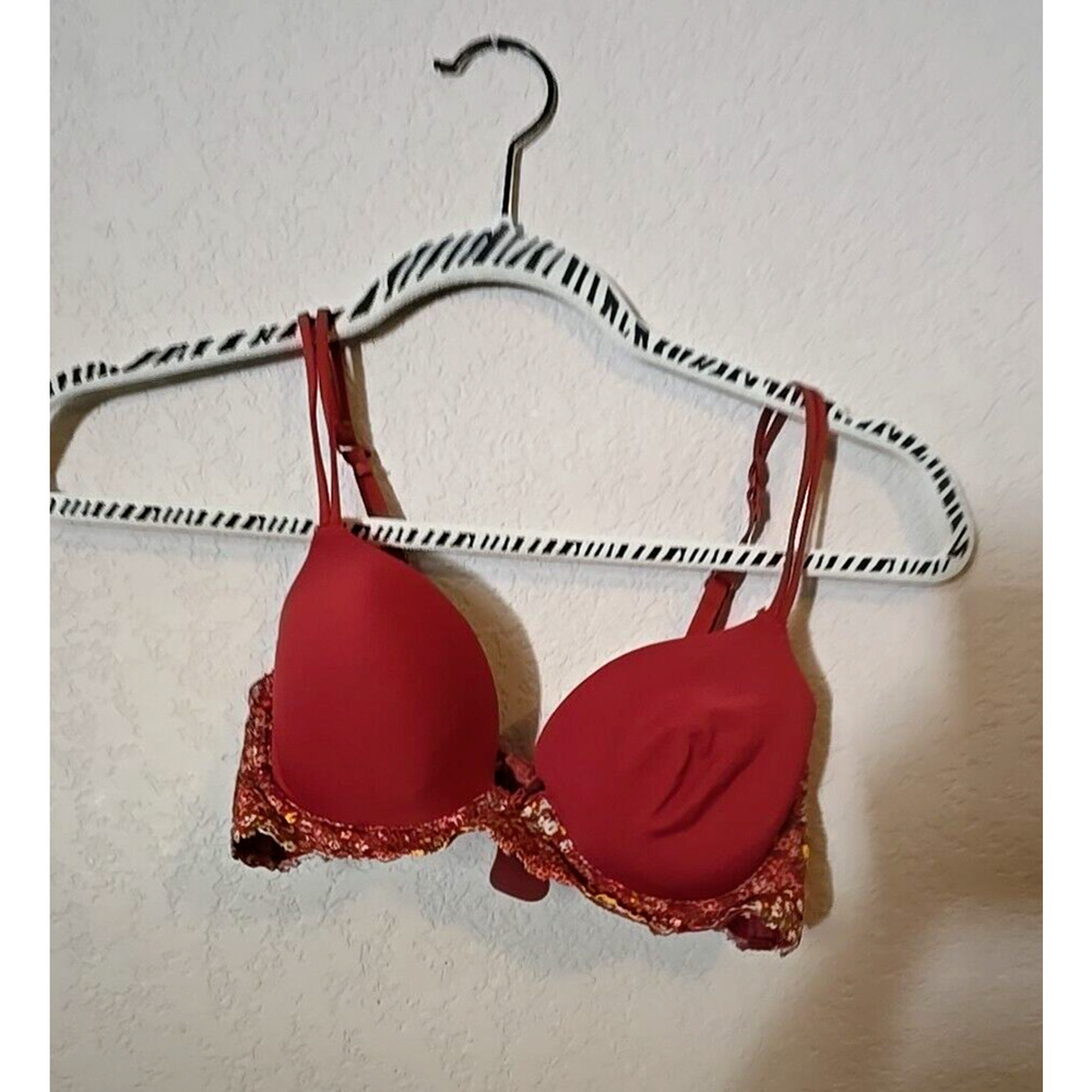 No Boundaries Red Lightly Padded Full Coverage Underwire T-Shirt Bra Size 32C